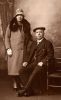 Photo of photos/thumb_John McLennan (b1856 LA) w daughter in Glasgow